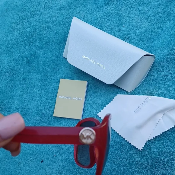 MICHAEL Michael Kors women's sunglasses color red size os - Picture 14 of 16